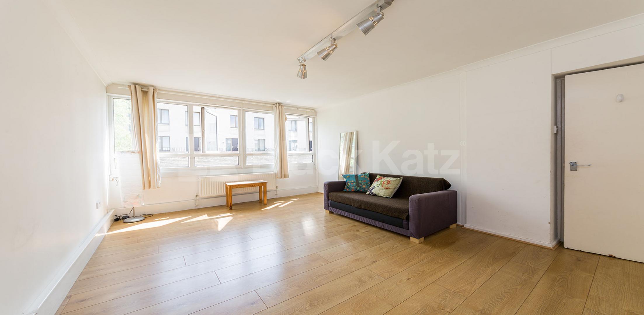 Modern recently refurbished 3 bed in Ladbroke Grove Shalfleet Drive, LADBROKE GROVE